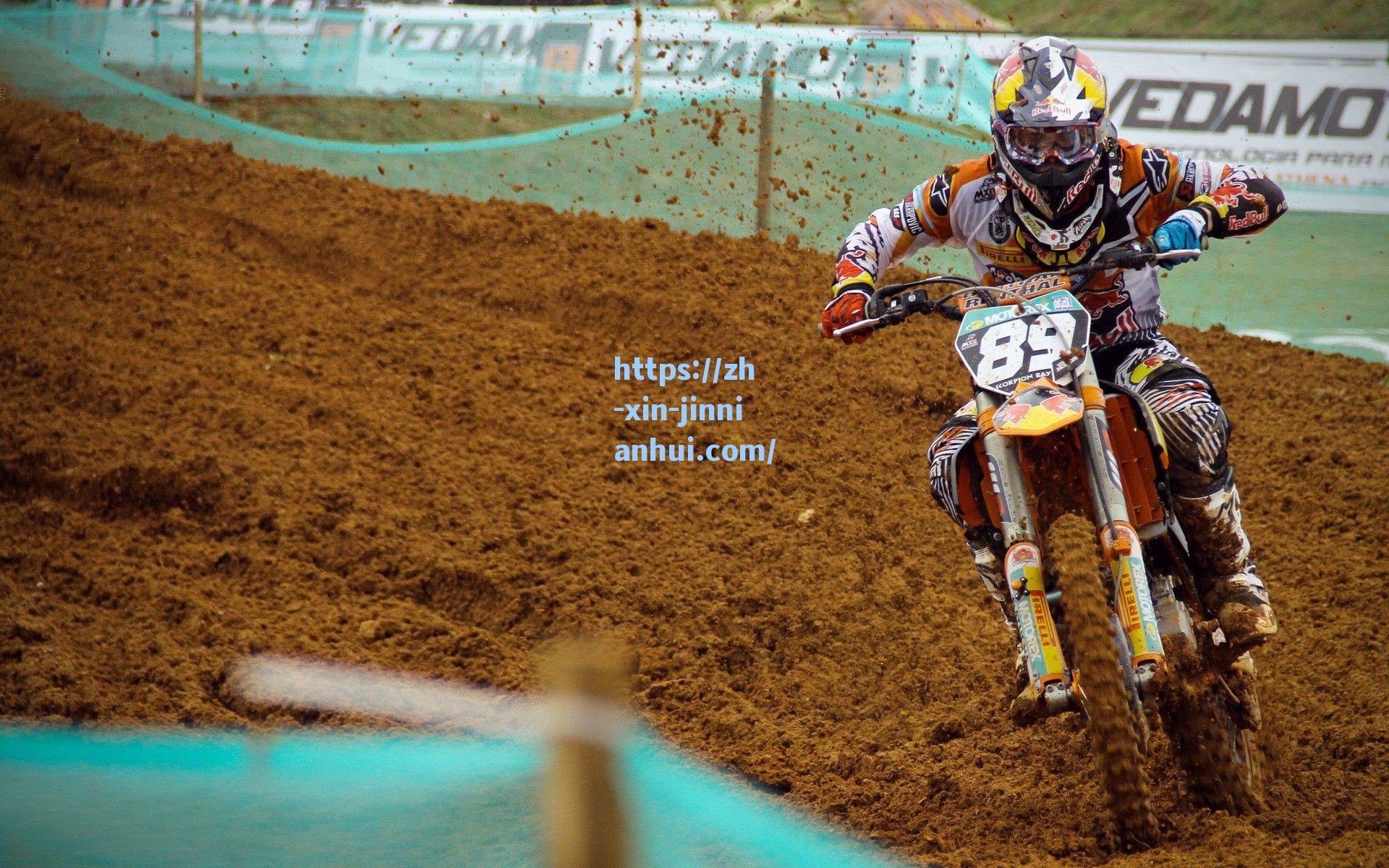 热刺锁定埃泽为今夏头号目标，水晶宫对分期支付6000万镑解约金持开放态度