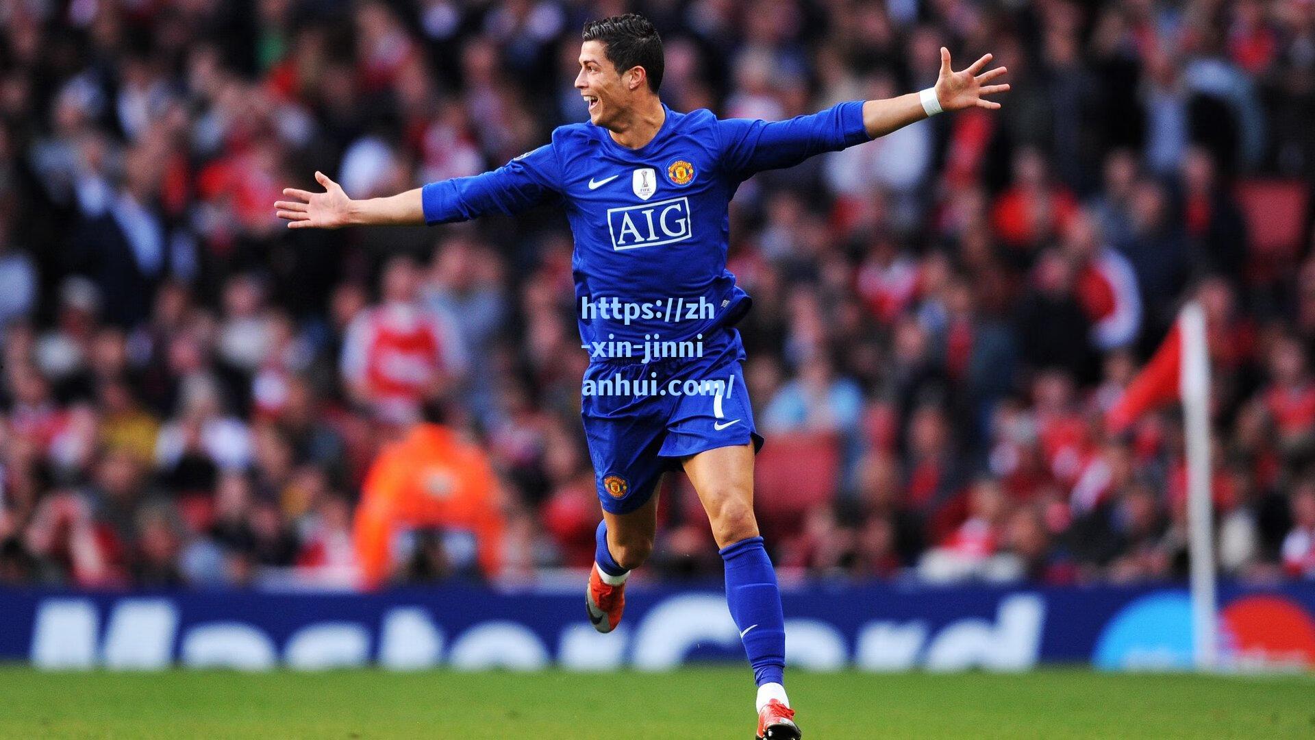 热苏斯喜迎家庭新成员！社媒晒温馨合照庆祝儿子丹尼尔出生