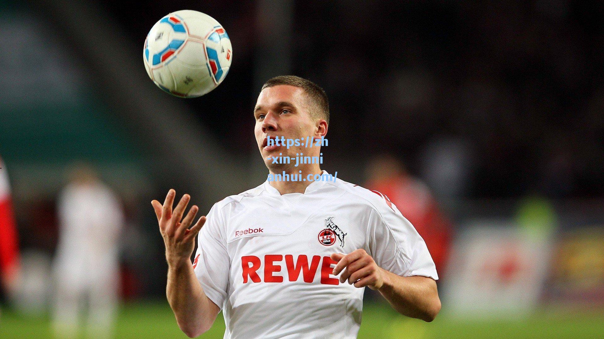 哈维-西蒙斯加盟切尔西在即，7000万欧元转会费或成今夏重磅交易